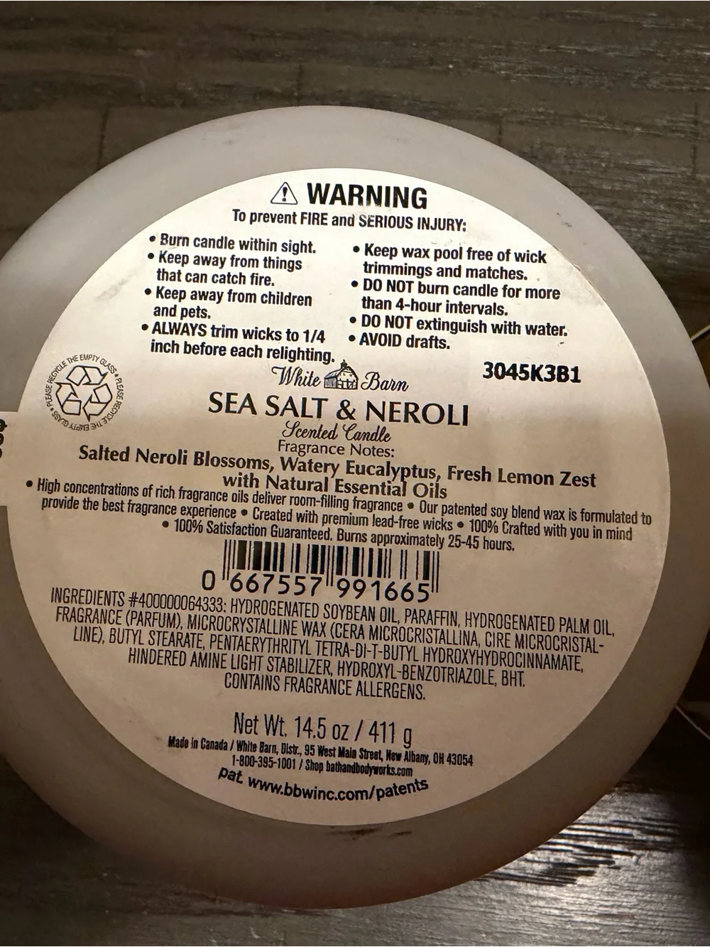Bath & Body Works Winter Pear Candle - Gold & White and Sea Salt & Neroli